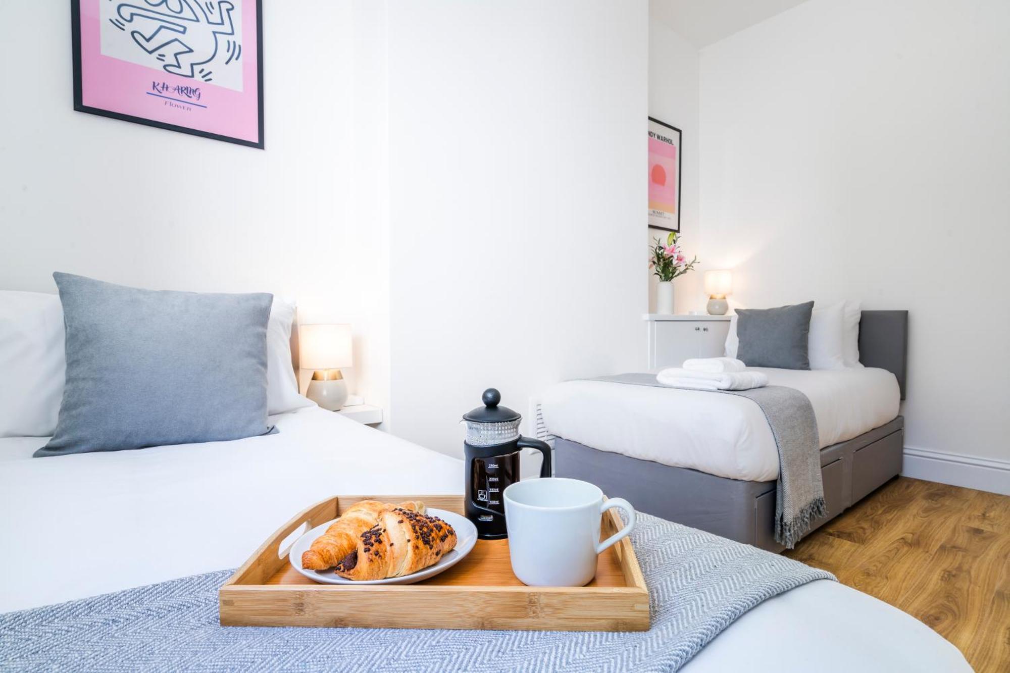 Cozy 2 Bedroom Apartment In Sutton Sutton  Exteriör bild